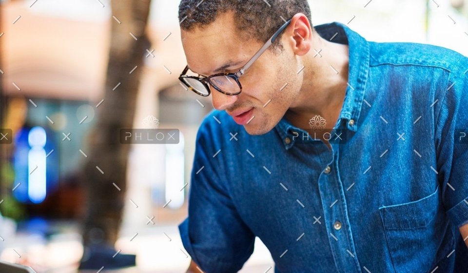 demo-attachment-142-man-working-coffee-shop-connecting-laptop-concept-P3NTZ89